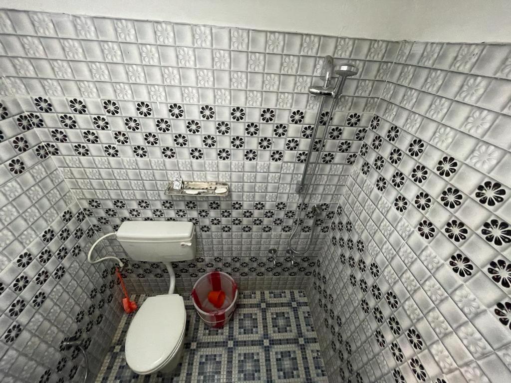 Mundromocktail Tourist Home Sasthamcotta Экстерьер фото