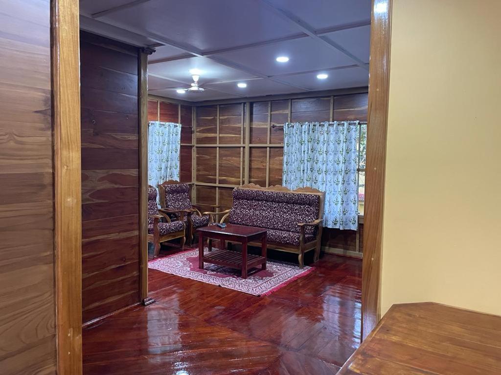 Mundromocktail Tourist Home Sasthamcotta Экстерьер фото